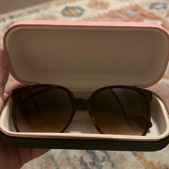 Kate Spade Alianna sunglasses (BRAND NEW) - Picture 3 of 6